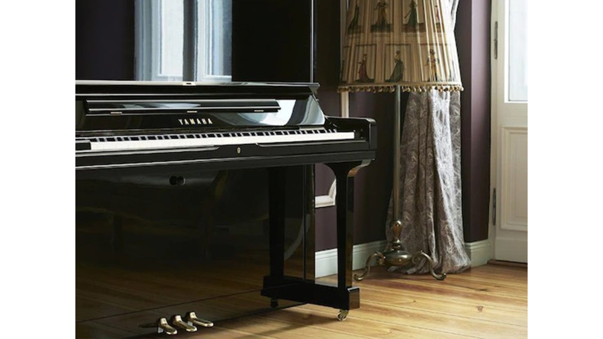 YU / YUS - Signature