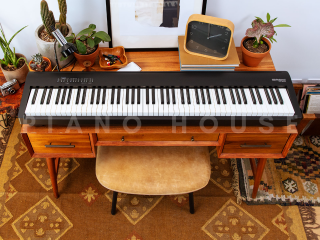 So sánh Roland RP-107 và Roland FP30X