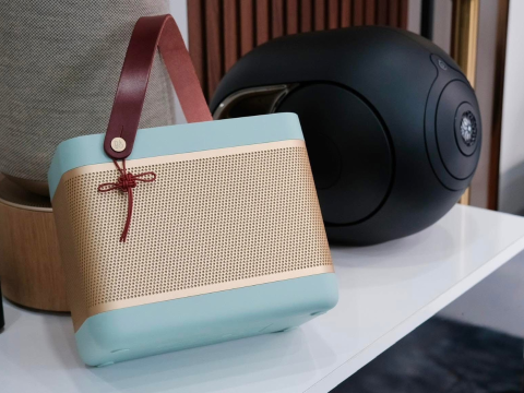 Loa B&O Beolit 20 - Jade Green (New)