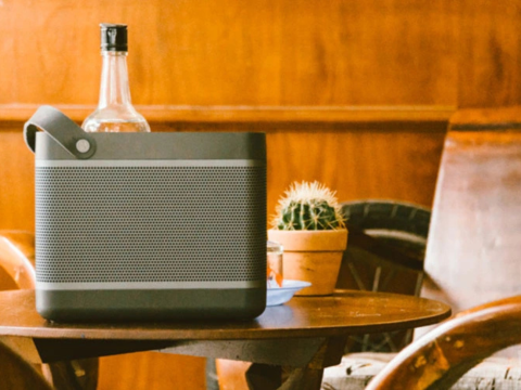 Loa B&O Beolit 17 - Black (New)