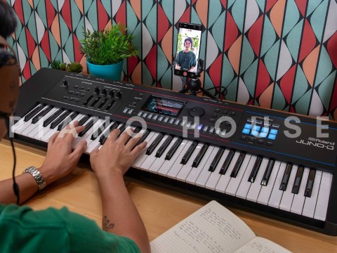 ROLAND JUNO-D6