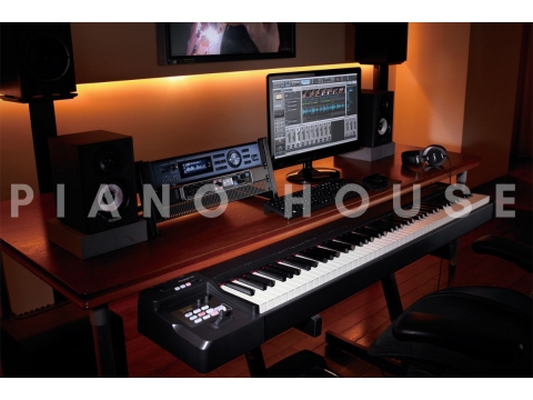 ROLAND A-88MKII Midi Keyboard Controller