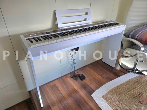 NUX NPK-20 White (Có chân gỗ)