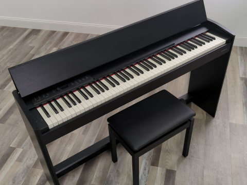 ROLAND F701 CB (USED)