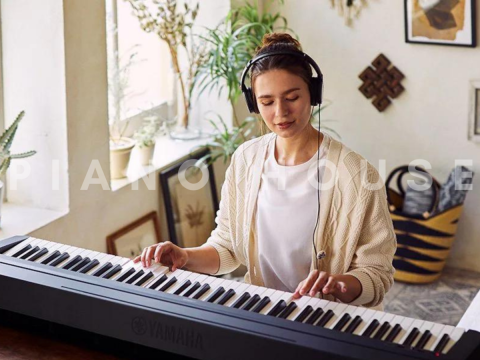 YAMAHA P45 (Only Piano)