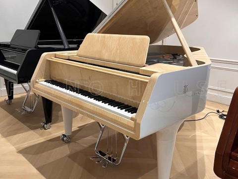 Steinway & Sons Noé Limited Edition (Ivory White)