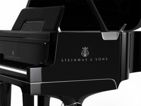 Steinway & Sons Gran Nichetto (The Black Polished)