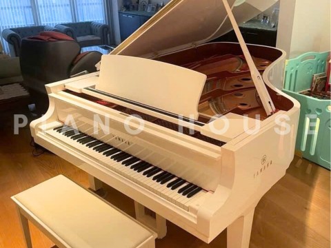 YAMAHA C7X PWH