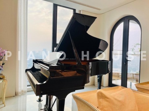 STEINWAY MODEL B-211 (USED)