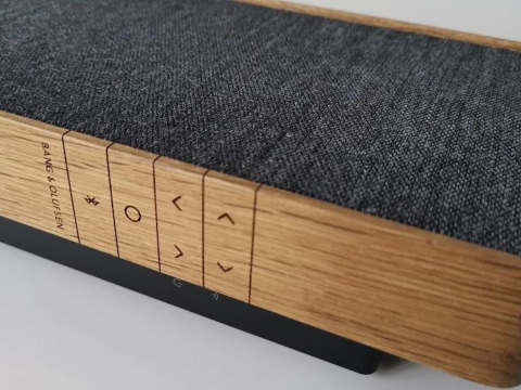 Loa B&O Beosound Stage Smoked Oak