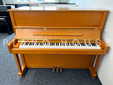 FEURICH 122 Universal (Cherry Satin)