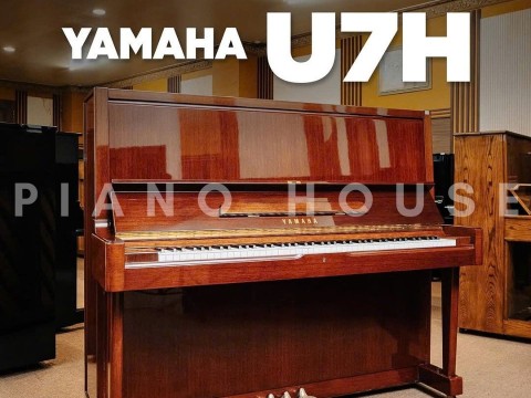YAMAHA U7H