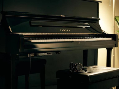 YAMAHA U3 SH3 PE