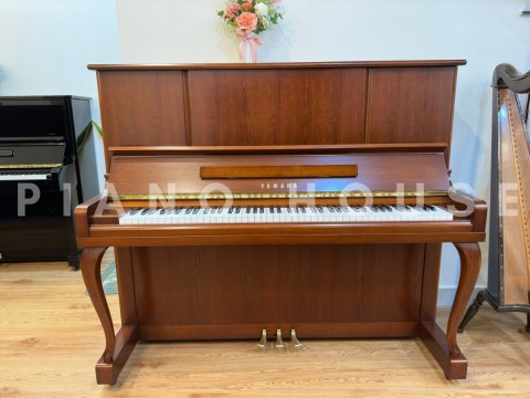 YAMAHA U30 ChC
