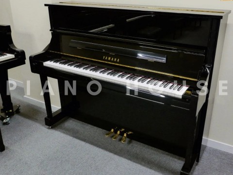 YAMAHA YU11