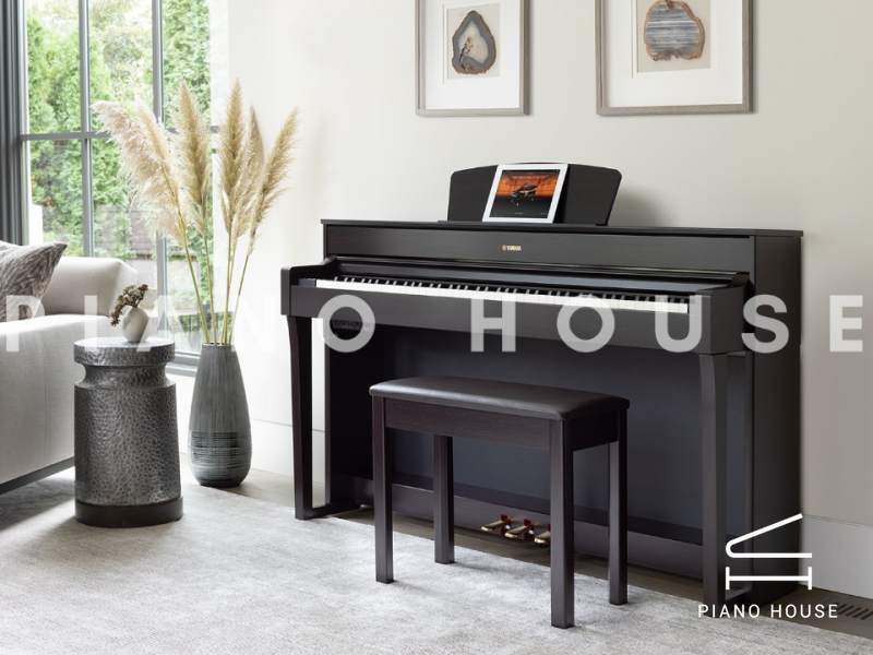 So sánh Roland F-701 và Yamaha YDP-165