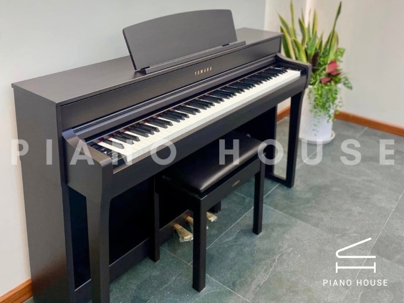 YAMAHA CLP-745 R (USED) Có Tốt Không?