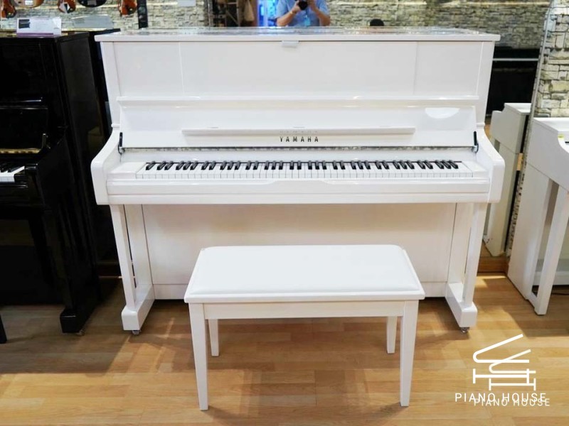 Review YAMAHA U1J PWHC