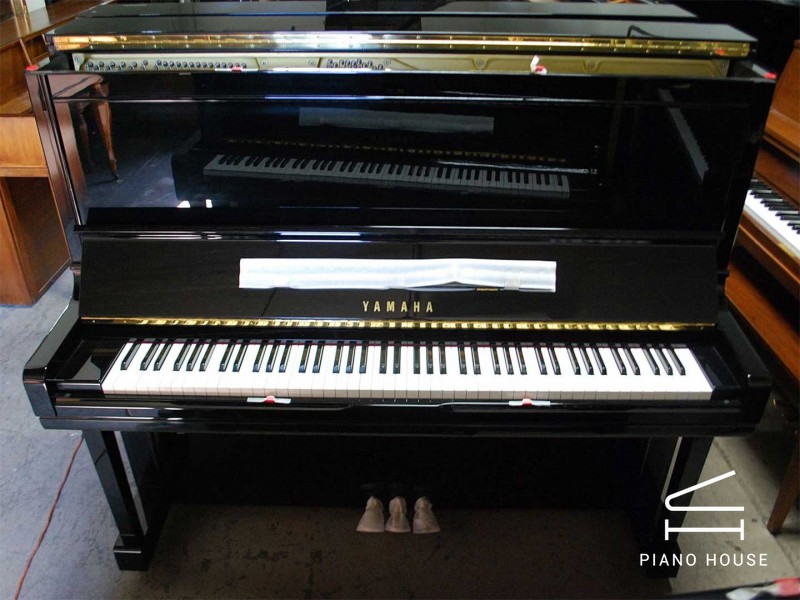 Review Đàn Piano Yamaha U300