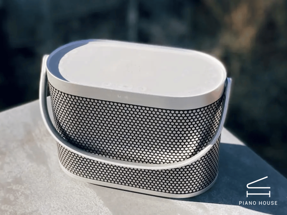 Loa B&O Beosound A5 Spaced Aluminium (NEW)