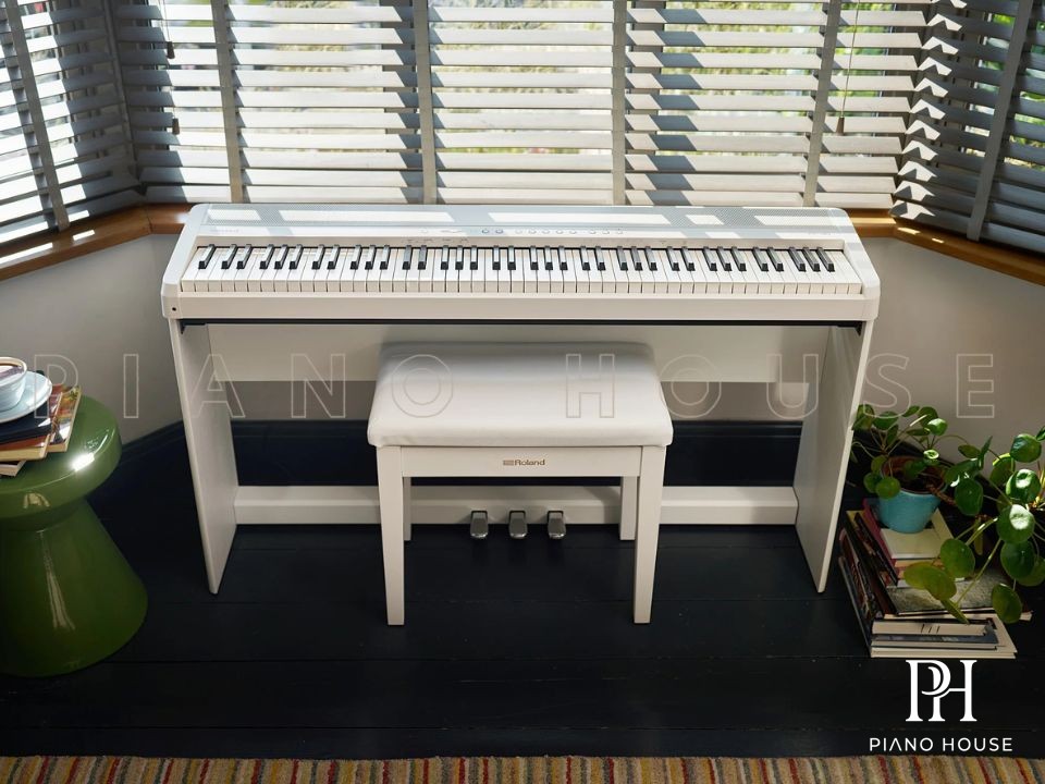 ROLAND FP-40
