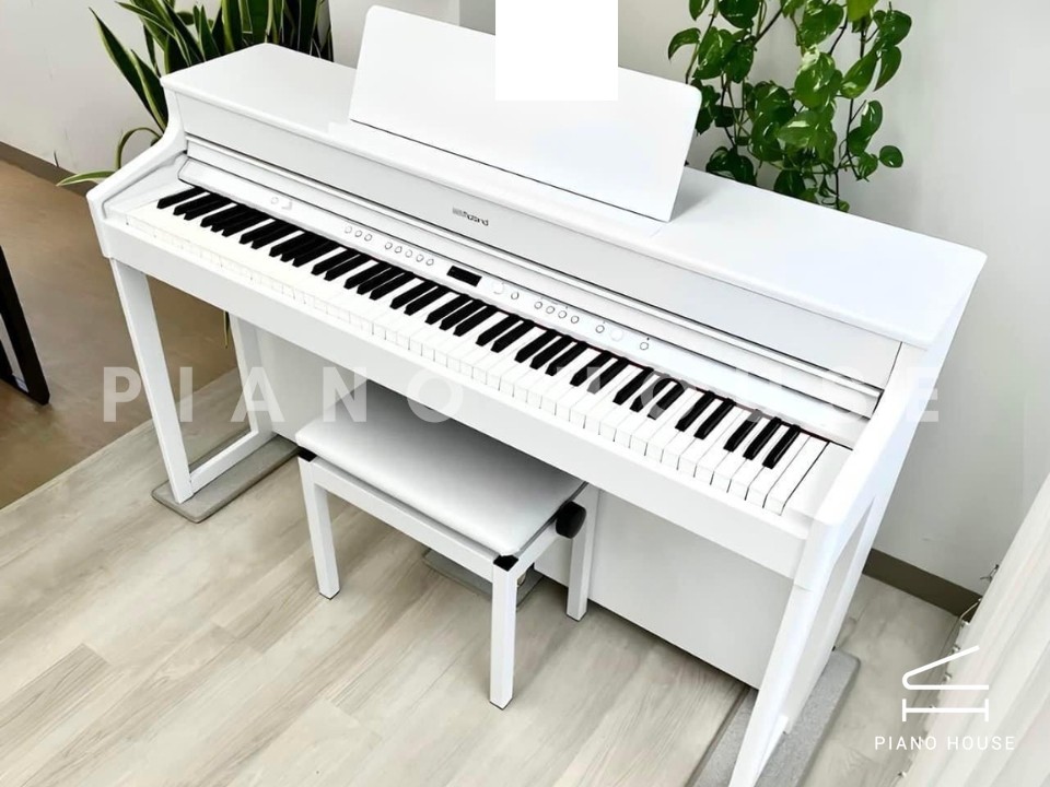 an Roland HP 702 WH Tr ng Sale 5.300.000 PIANO HOUSE