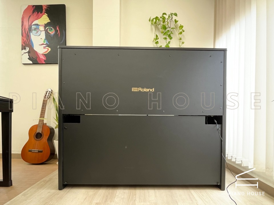ROLAND LX-708 CB