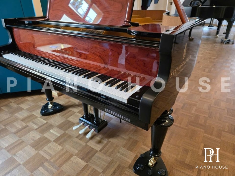 Steingraeber C-212 Chamber Concert Grand | Pommele & Black