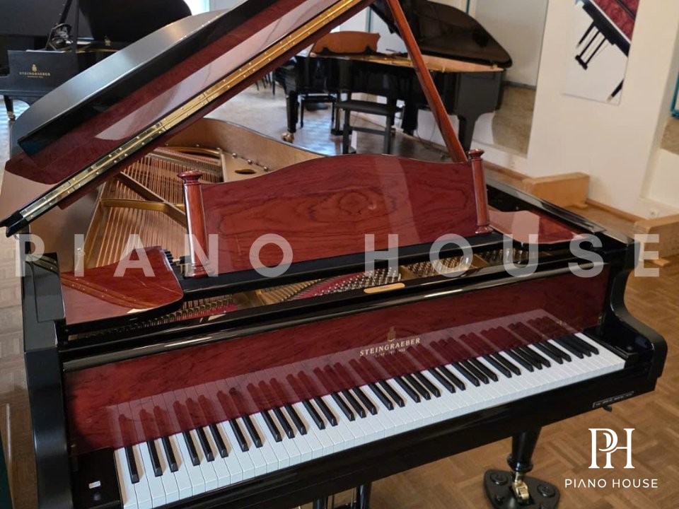 Steingraeber C-212 Chamber Concert Grand | Pommele & Black