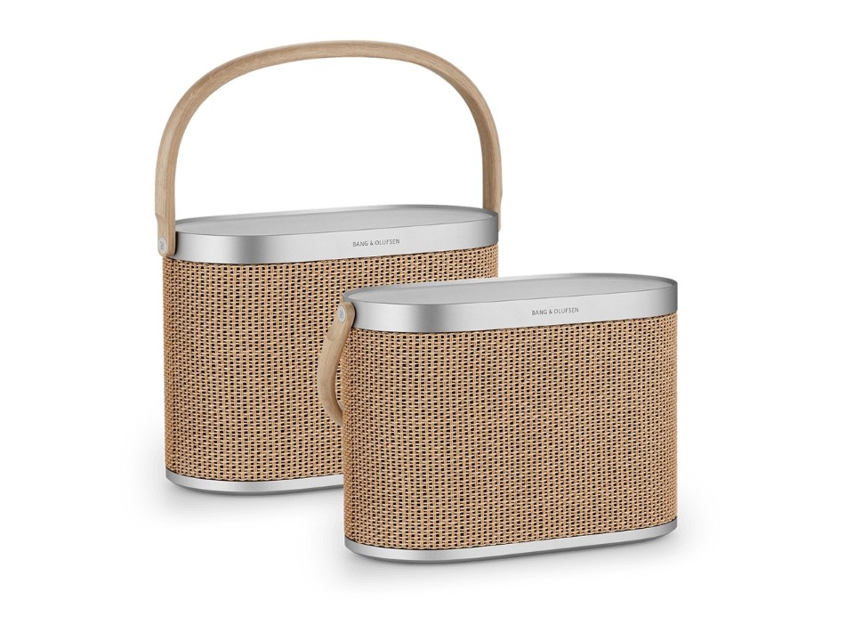 Stereo Pair Set with Beosound A5