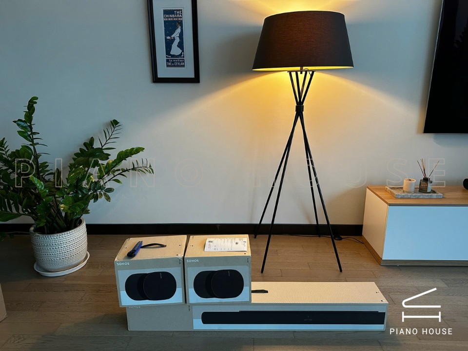 Ultimate Immersive Set with Arc Ultra (Arc Ultra + Sub 4 + 2x Era 300)