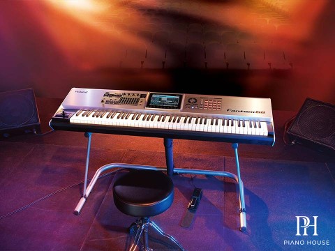 ROLAND FANTOM G8