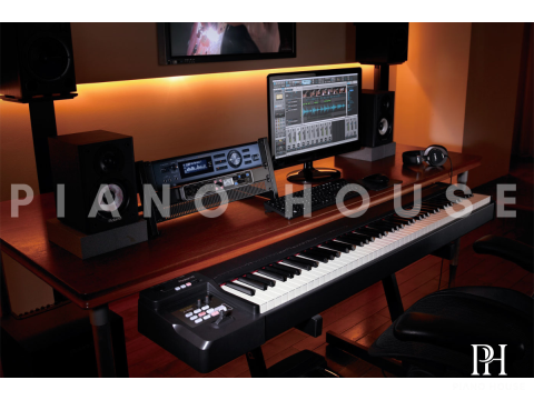 ROLAND A-88MKII Midi Keyboard Controller