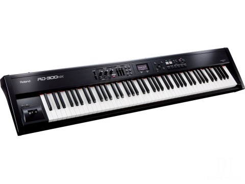 ROLAND RD-300NX