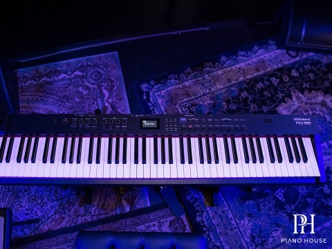 ROLAND RD-88
