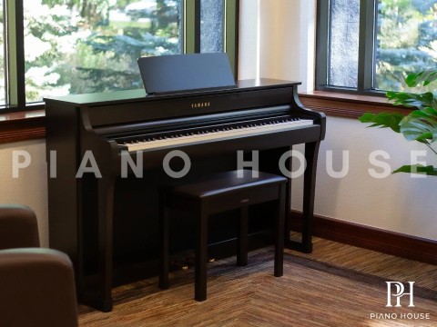 YAMAHA CLP-835 R