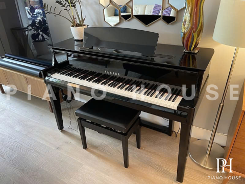 AVANT GRAND N1X (USED)