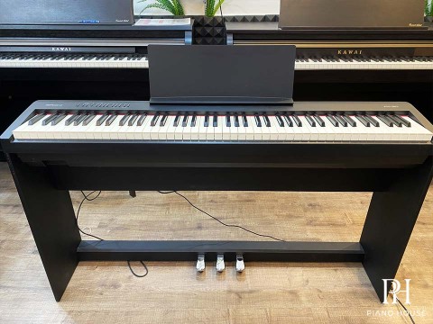 ROLAND FP-30 BK