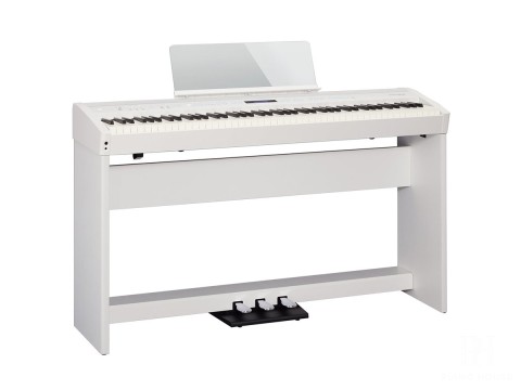 ROLAND FP-60 (Used)