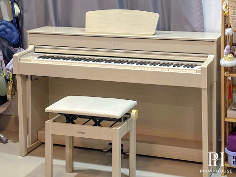 YAMAHA CLP-635 WA