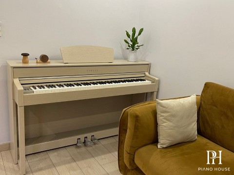 YAMAHA CLP-535 WA