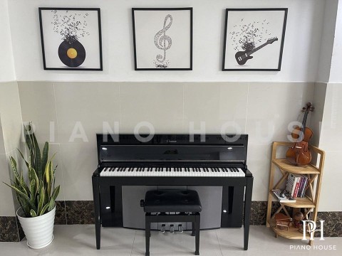 YAMAHA CLP- F01 PE