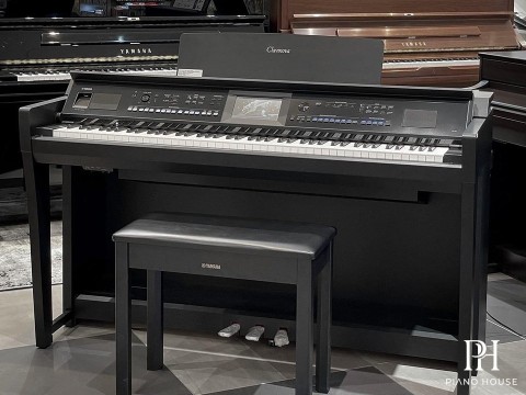 Yamaha CVP-905 B