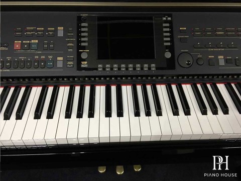 YAMAHA CVP-303 R