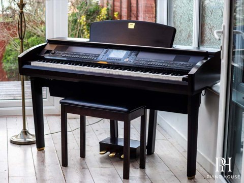 YAMAHA CVP-405 R