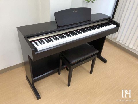 YAMAHA YDP-160 R