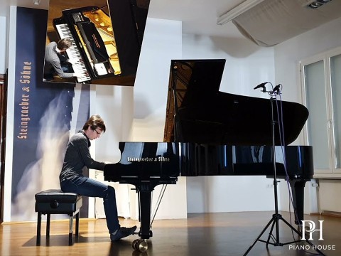 Steingraeber D-232 Semi Concert Grand