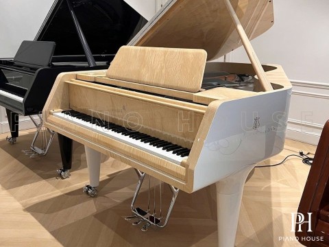 Steinway & Sons Noé Limited Edition (Ivory White)