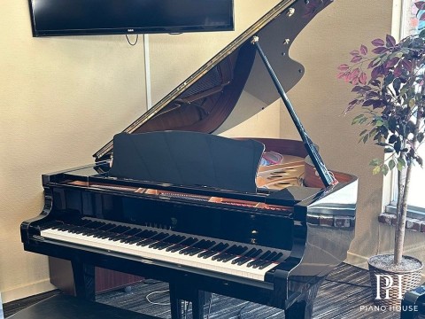 YAMAHA C5 PE