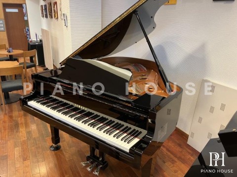 YAMAHA C2L